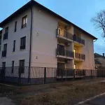 Glam Lipatti Near Iulius Mall And City Center Apartman
