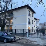 Glam Lipatti Near Iulius Mall And City Center Apartman *