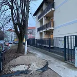 Apartman Glam Lipatti Near Iulius Mall And City Center