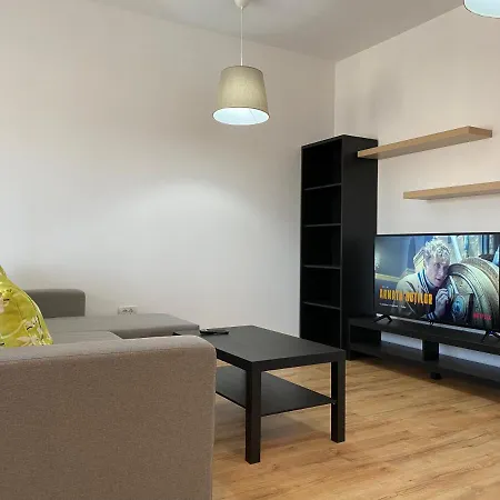 Glam Lipatti Near Iulius Mall And City Center