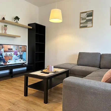 Daire Glam Lipatti Near Iulius Mall And City Center