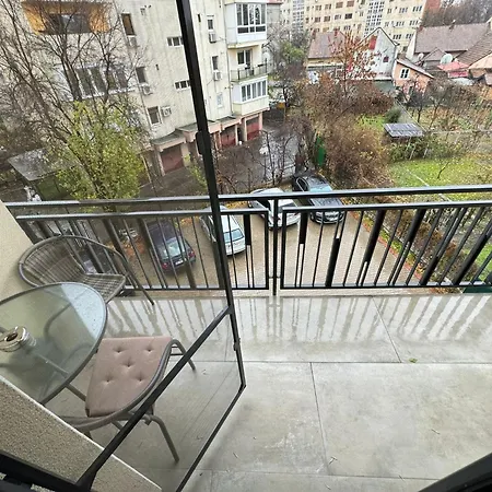 Glam Lipatti Near Iulius Mall And City Center Temesvár