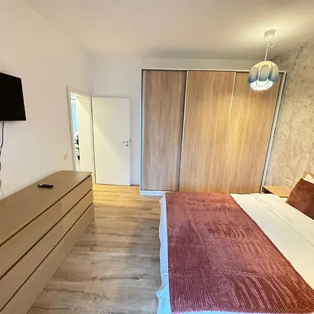 Daire Glam Lipatti Near Iulius Mall And City Center *