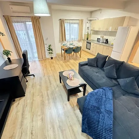 Lägenhet Glam Lipatti Near Iulius Mall And City Center