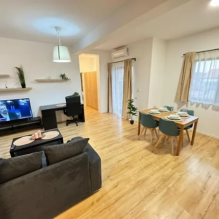 Glam Lipatti Near Iulius Mall And City Center Timişoara