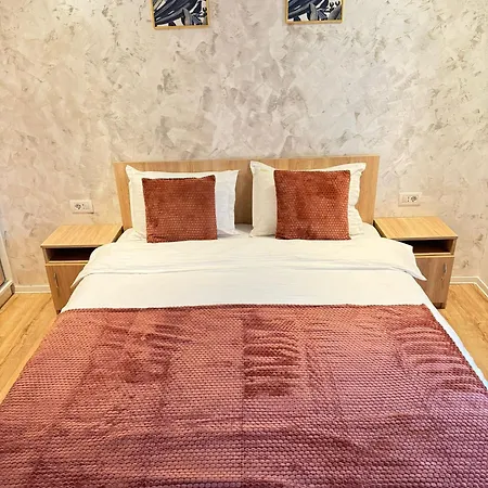 Glam Lipatti Near Iulius Mall And City Center