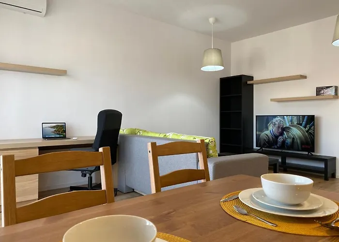 Glam Lipatti Near Iulius Mall And City Center Lägenhet Timişoara