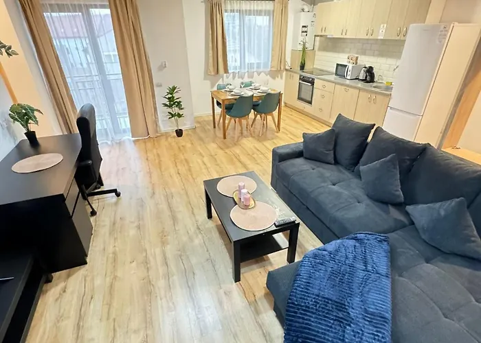 Apartment Glam Lipatti Near Iulius Mall And City Center