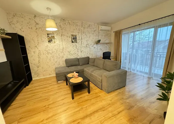 Glam Lipatti Near Iulius Mall And City Center