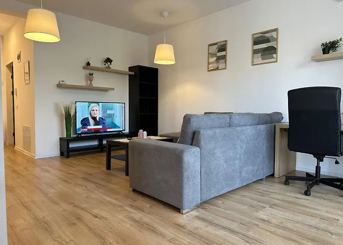 Glam Lipatti Near Iulius Mall And City Center Timişoara