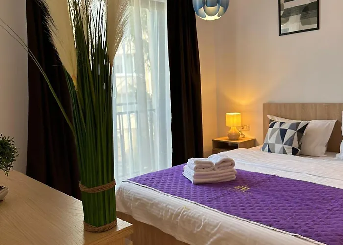 Glam Lipatti Near Iulius Mall And City Center