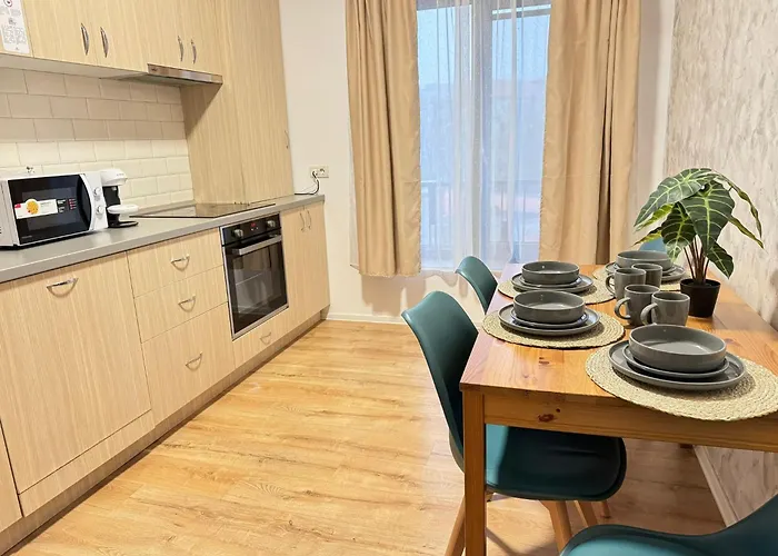 Glam Lipatti Near Iulius Mall And City Center Timişoara