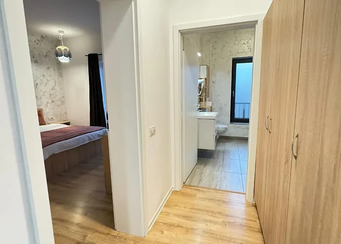 Glam Lipatti Near Iulius Mall And City Center *