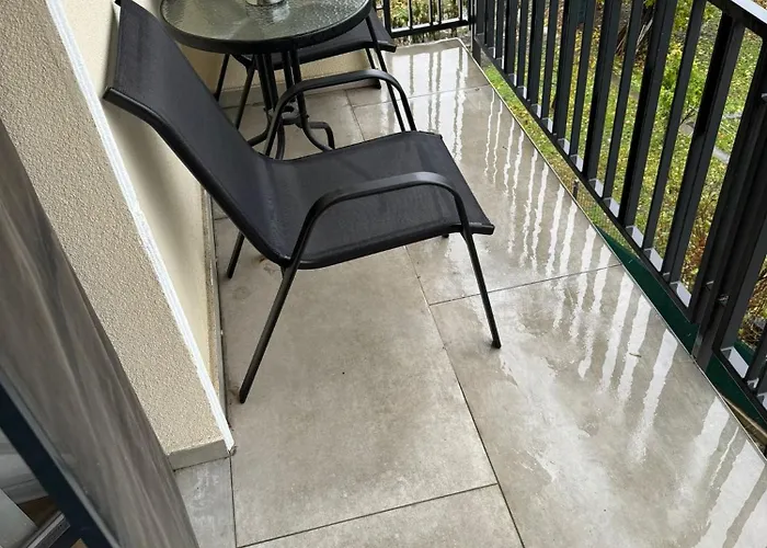 Glam Lipatti Near Iulius Mall And City Center Apartamento