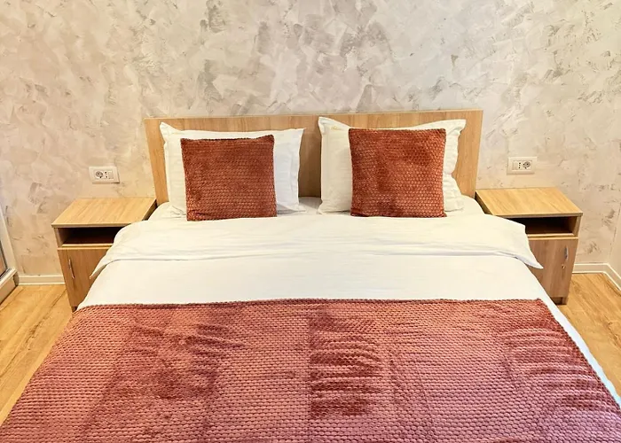 Glam Lipatti Near Iulius Mall And City Center